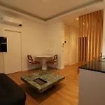 63 Letter Sanches Apartments