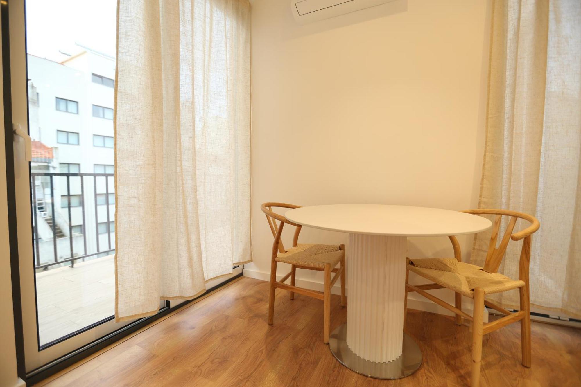 63 Letter Sanches Apartamento